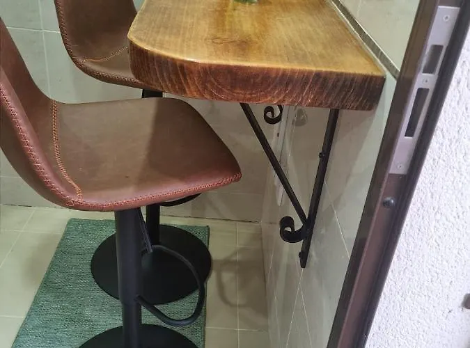 Agradable Adosado Con Piscina