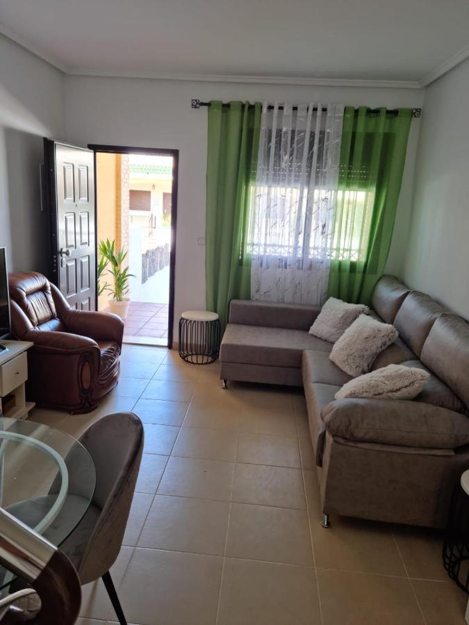 Agradable Adosado Con Piscina Ciudad Quesada