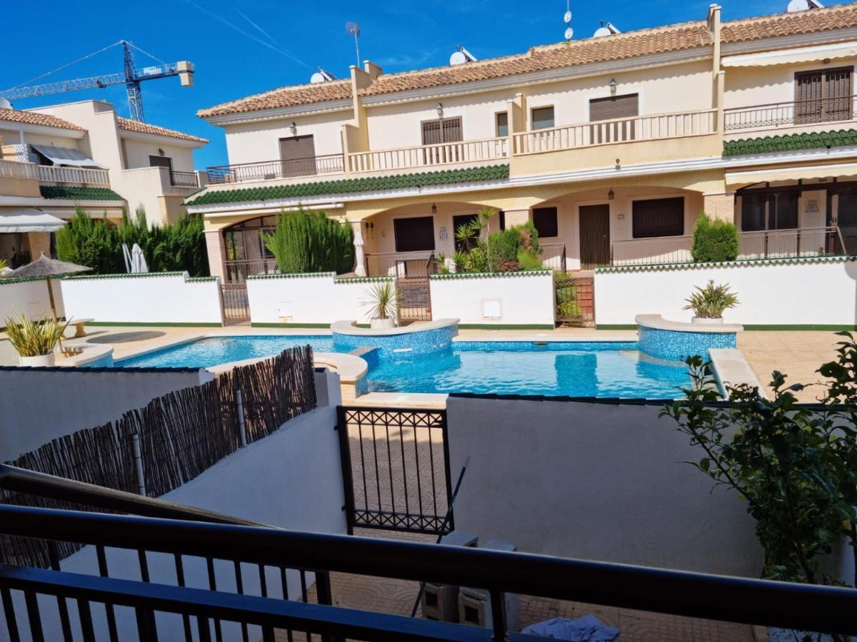 Agradable Adosado Con Piscina * Ciudad Quesada